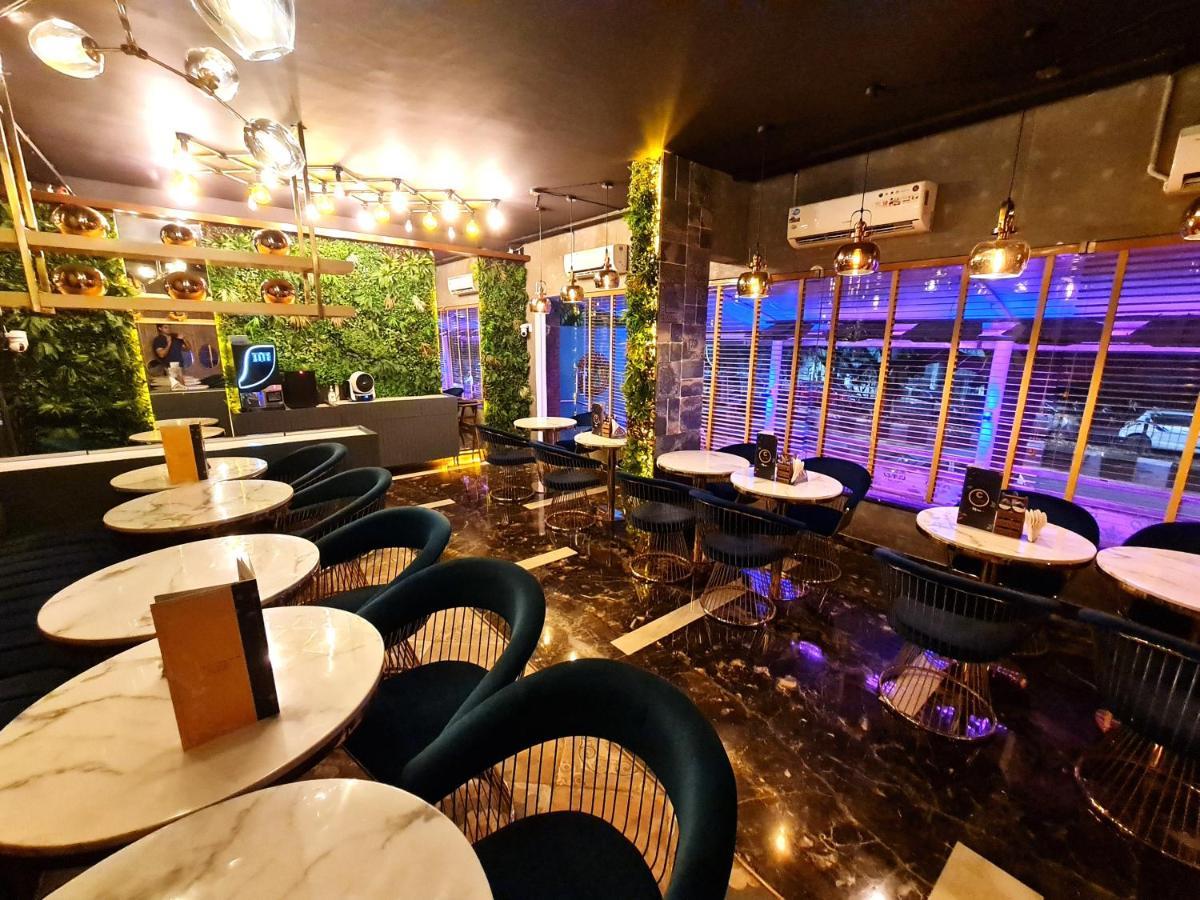 Hotel Royal Castle Grand New Delhi Luaran gambar