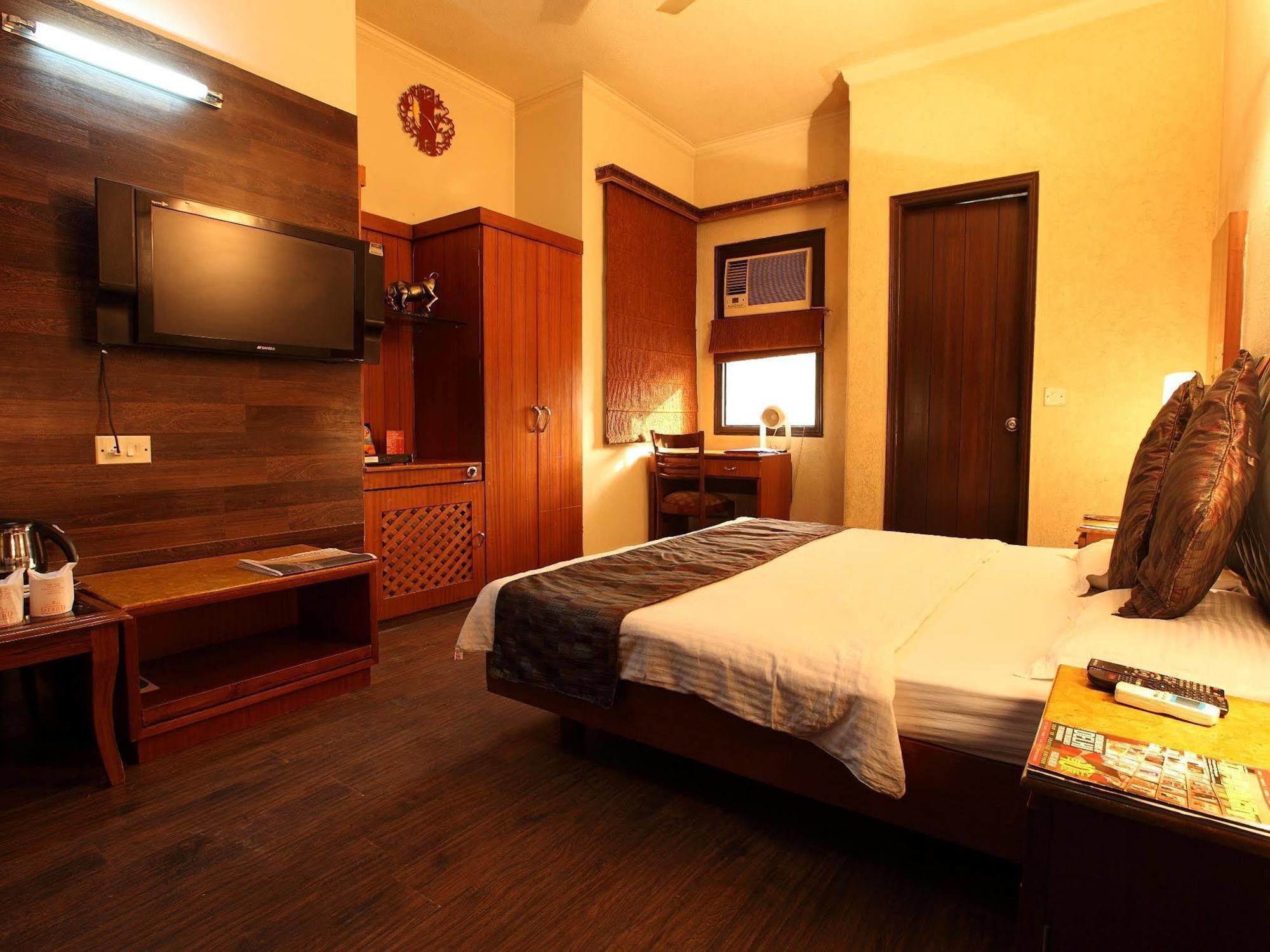 Hotel Royal Castle Grand New Delhi Luaran gambar